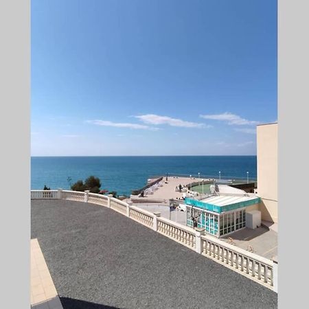Paradis Salou, Centro Turistico, Wifi, Piscina, Vistas Al Mar Exterior foto